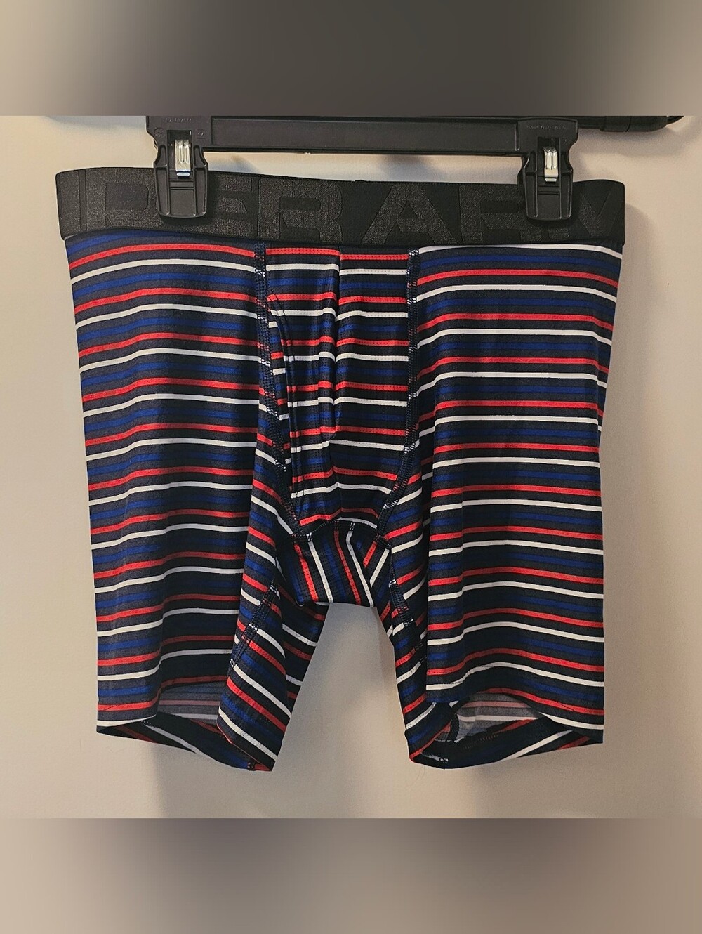 Under Armour Men's NWT Navy, Red & White Striped Boxer Briefs - Size Small